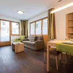 Apartman Haus Alpenrose By Interhome Saas-Almagell