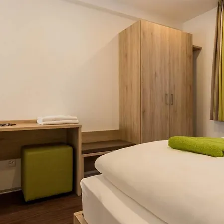 Apartamento Haus Alpenrose By Interhome